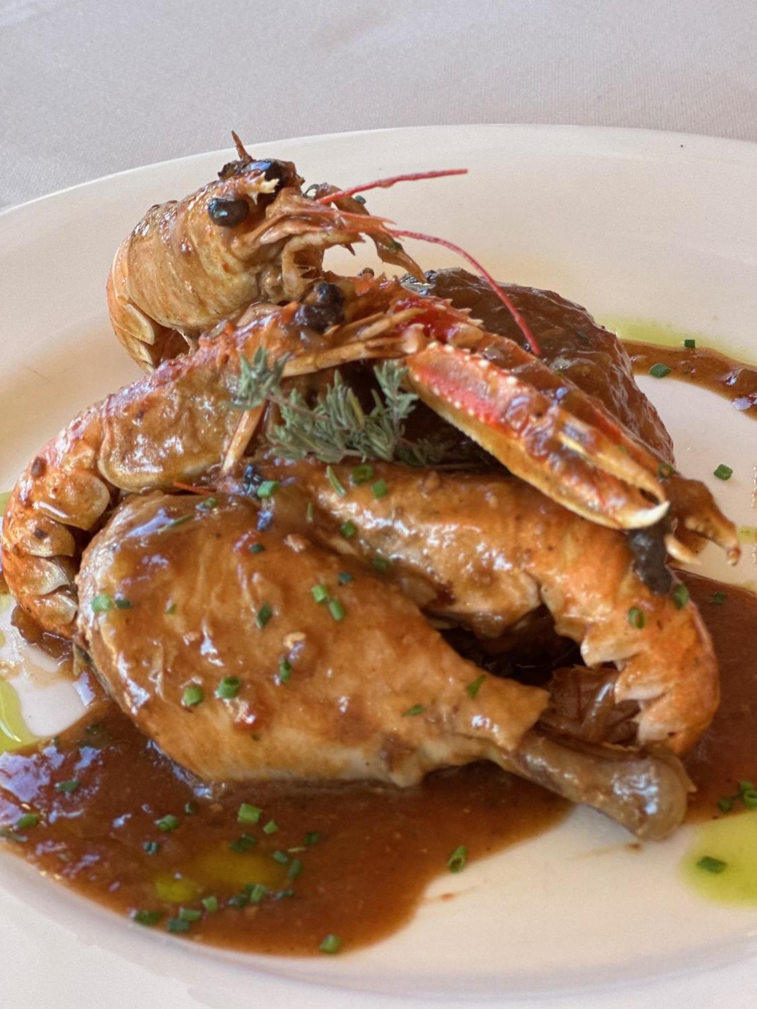 Santuari Mare De Deu Del Mont Restaurant-Hostatgeria Hotel Beuda Екстериор снимка